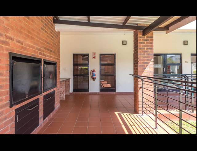 2 BEDROOM APARTMENT FOR SALE IN GREENSTONE HILL